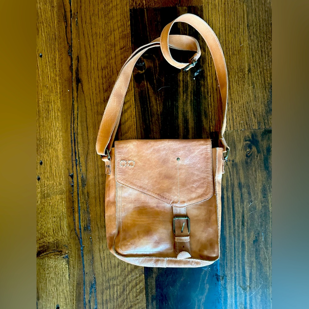 All leather crossbody bag. Barely used.